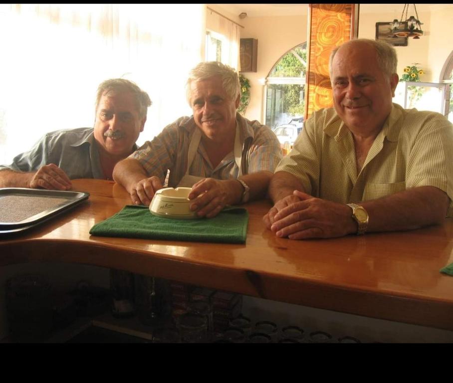 The 3 Brothers room 2